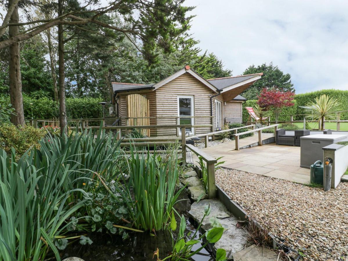 Brambleside Lodge Truro Exterior photo