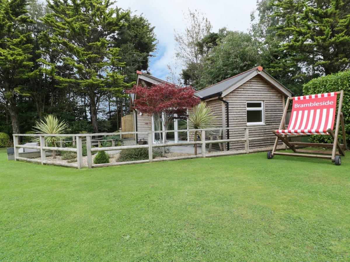 Brambleside Lodge Truro Exterior photo